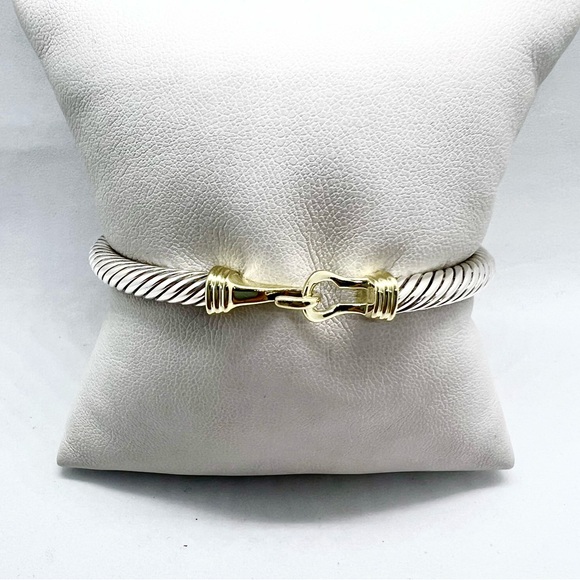 David Yurman Sterling Silver 14k Buckle Classic Cable Bracelet - Picture 5 of 13